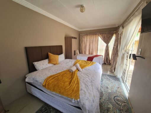 Onyx Family Suite
